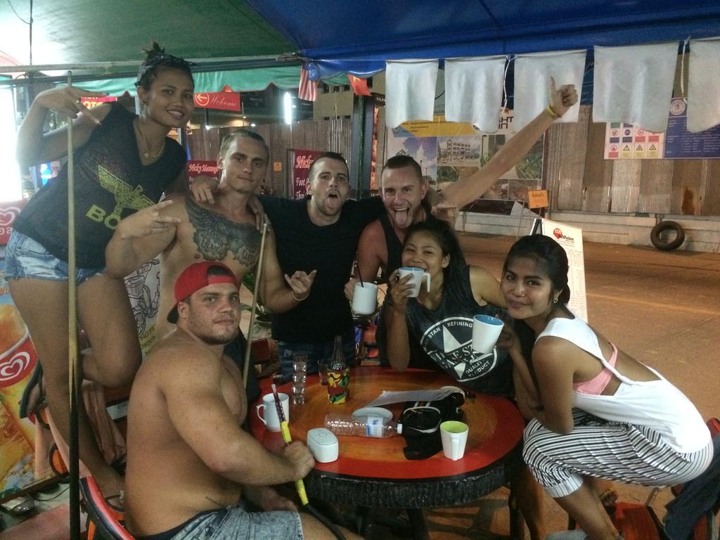 Asia Backpackers Pattaya Eksteriør billede