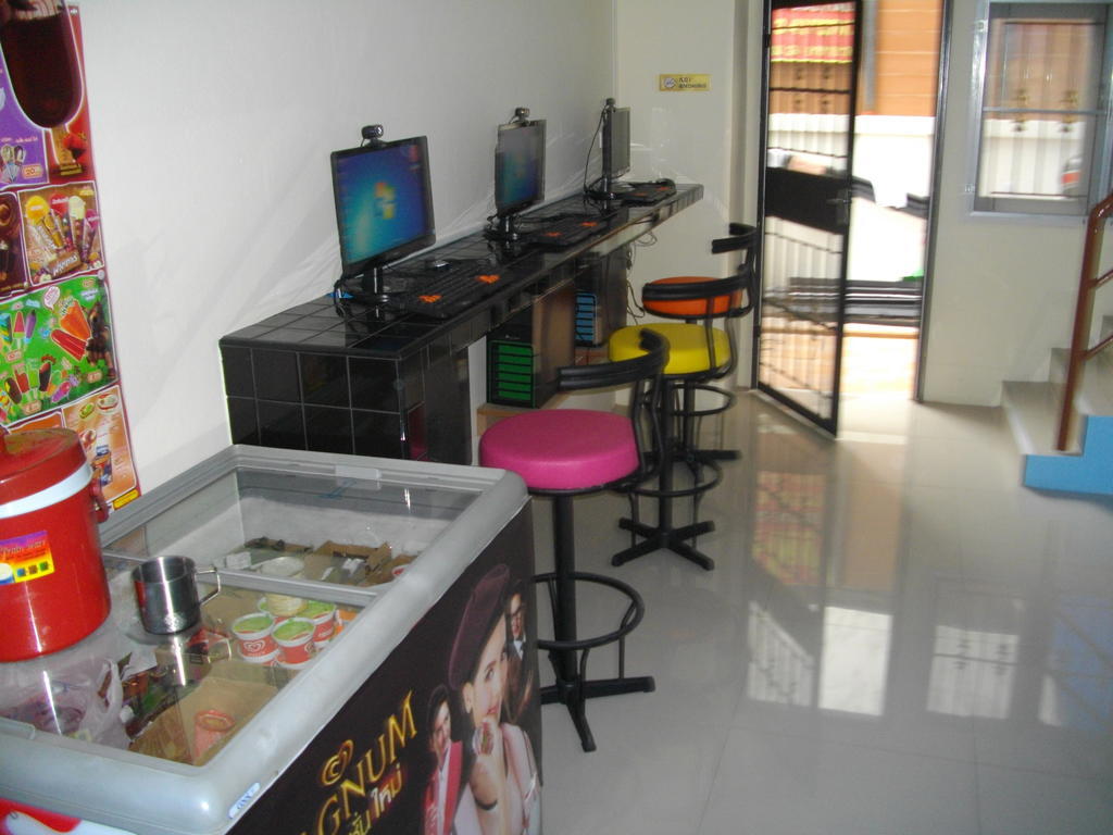 Asia Backpackers Pattaya Eksteriør billede